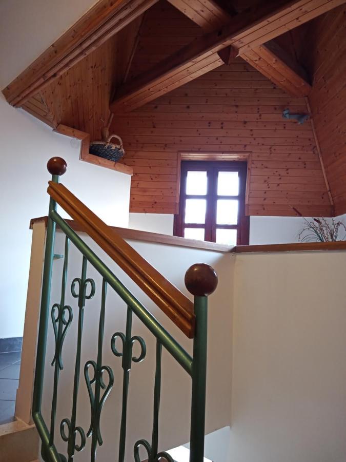 Borostyán Vendégház Balatonkeresztúr Exterior foto